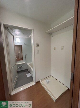 ロイヤルパークス新田の物件内観写真